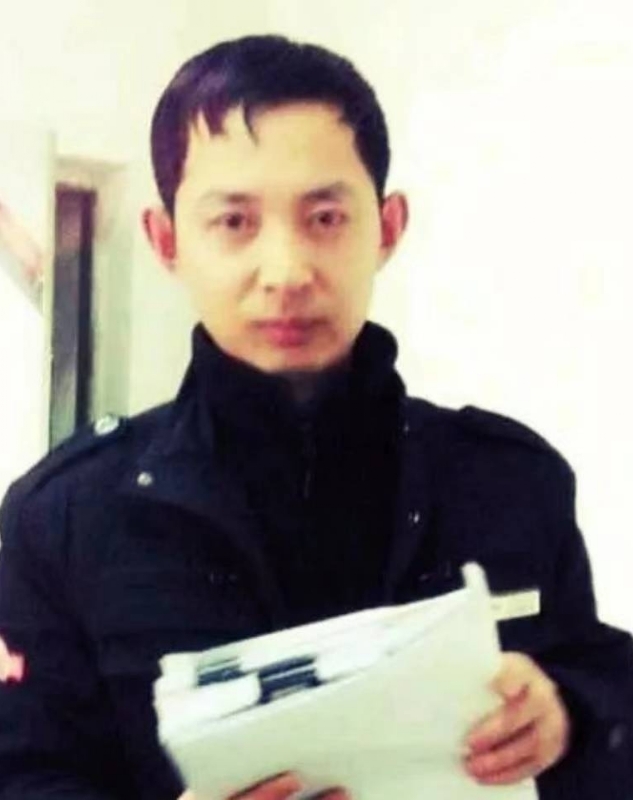 风雨中有你的第一张照片--淄博相亲服务中心