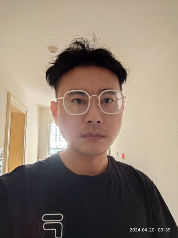 信带小李的第一张照片--淄博相亲服务中心