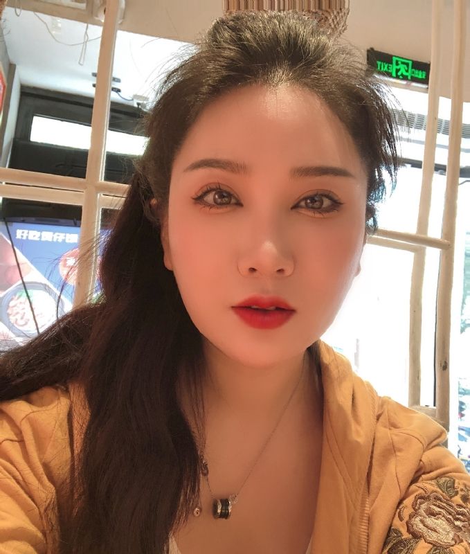 琳达的第二张照片--淄博相亲服务中心