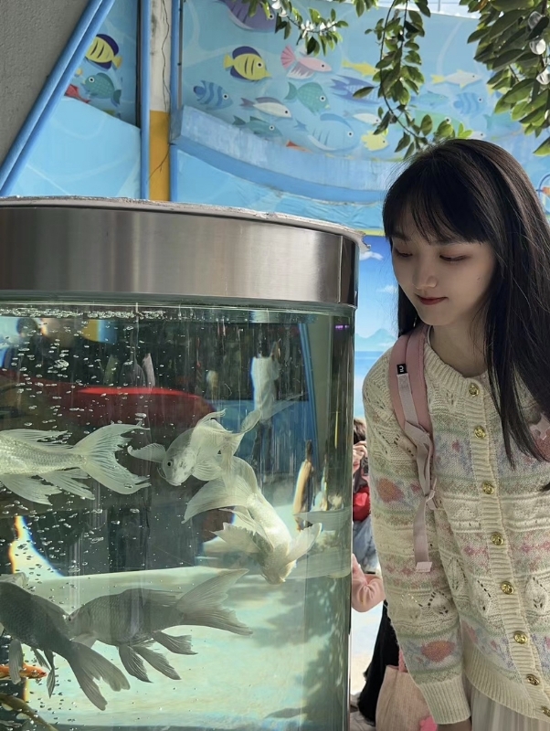 yiyi的第三张照片--淄博相亲服务中心