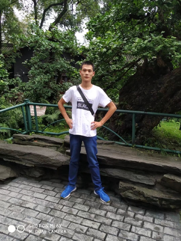 会飞的猪的第一张照片--淄博相亲服务中心