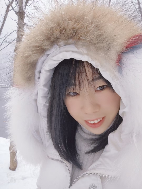 93年女会计的第一张照片--淄博相亲服务中心