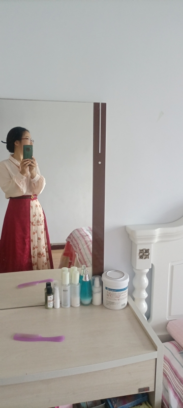 伊落梅雪笺的第一张照片--淄博相亲服务中心