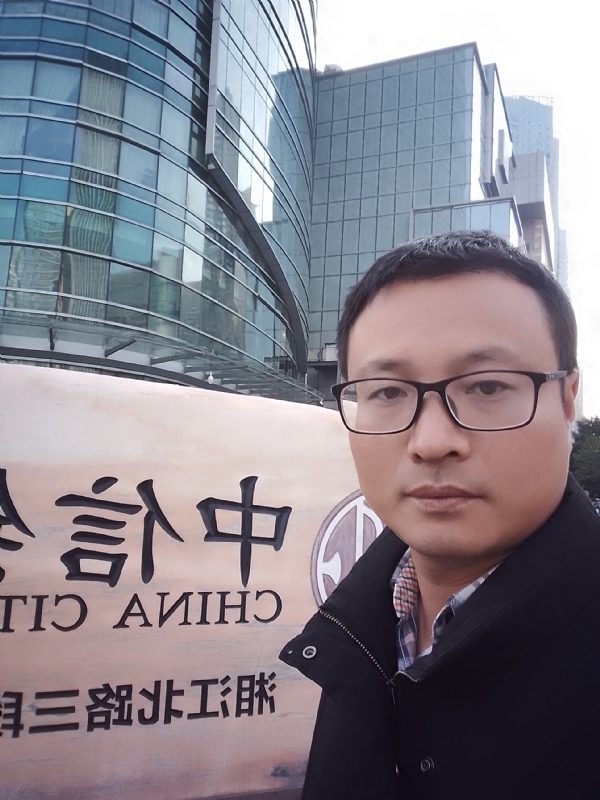 晚秋的第一张照片--淄博相亲服务中心