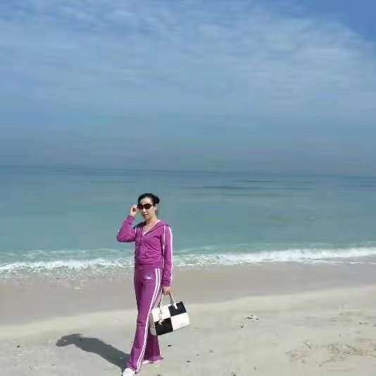 红红的第一张照片--淄博相亲服务中心