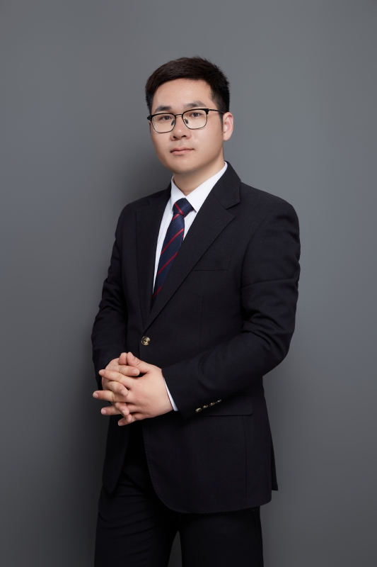 认真的第二张照片--淄博相亲服务中心