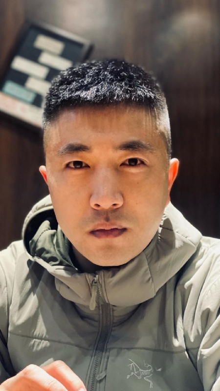 山中何缘的第一张照片--淄博相亲服务中心