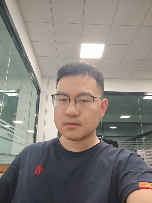 雨落浅响的第一张照片--淄博相亲服务中心