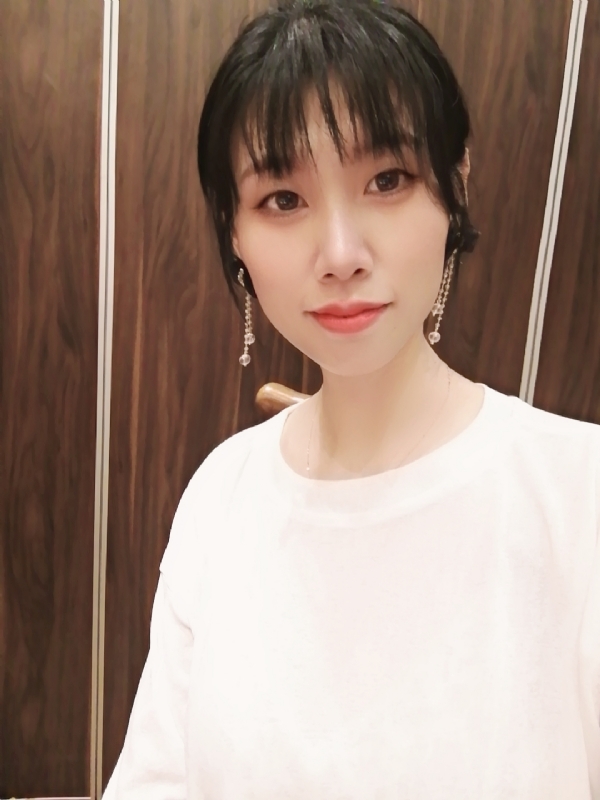 于小倩的第一张照片--淄博相亲服务中心