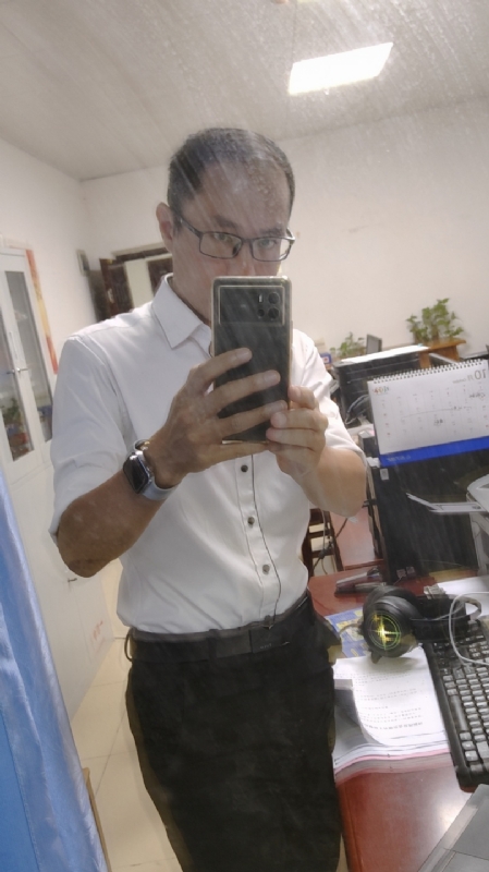 老蔡先生的第一张照片--淄博相亲服务中心