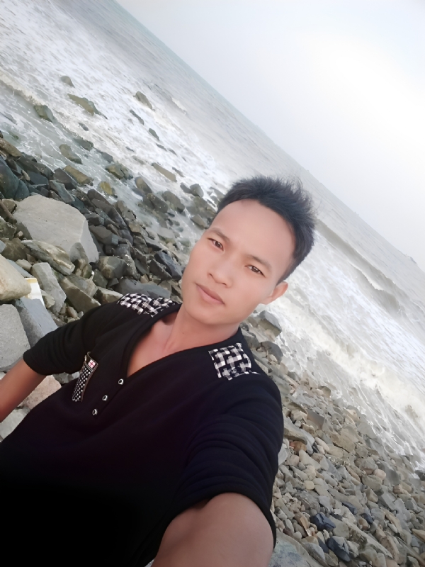 与你同在的第一张照片--淄博相亲服务中心