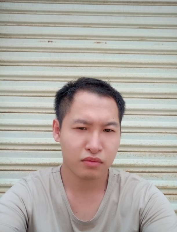 小立的第二张照片--淄博相亲服务中心