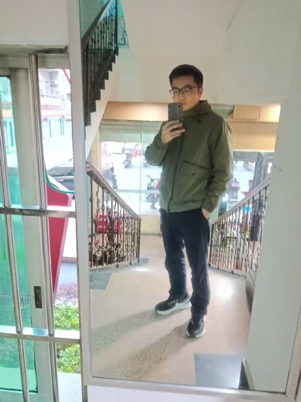 沧海一粟的第六张照片--淄博相亲服务中心