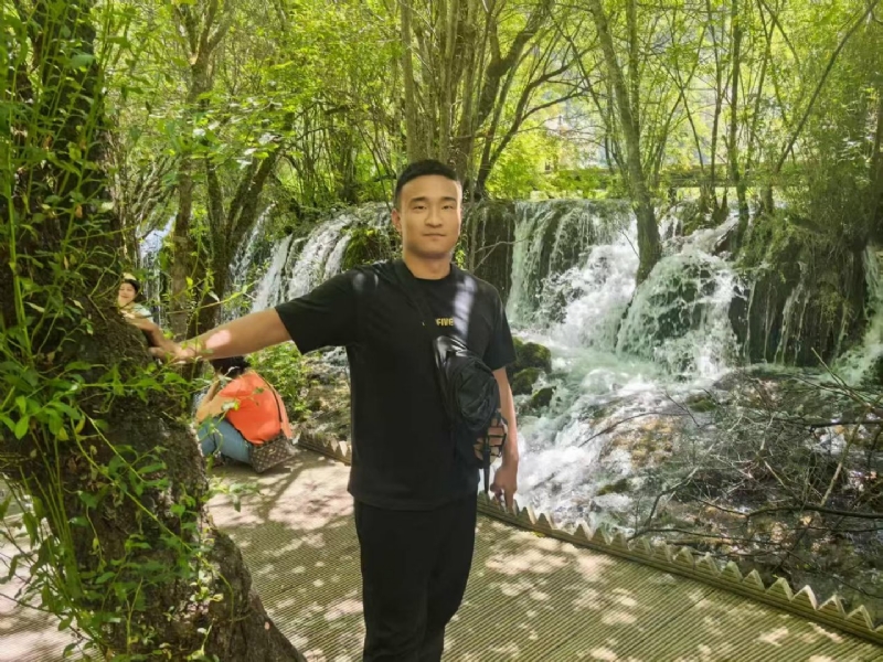 不管多累的第一张照片--淄博相亲服务中心