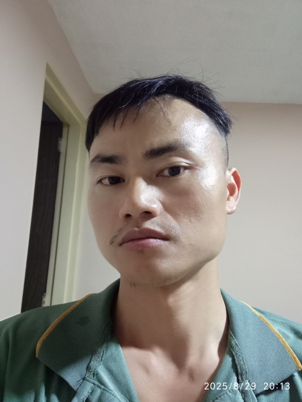 自简的第二张照片--淄博相亲服务中心