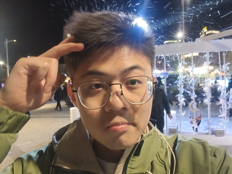 独揽星河的第一张照片--淄博相亲服务中心