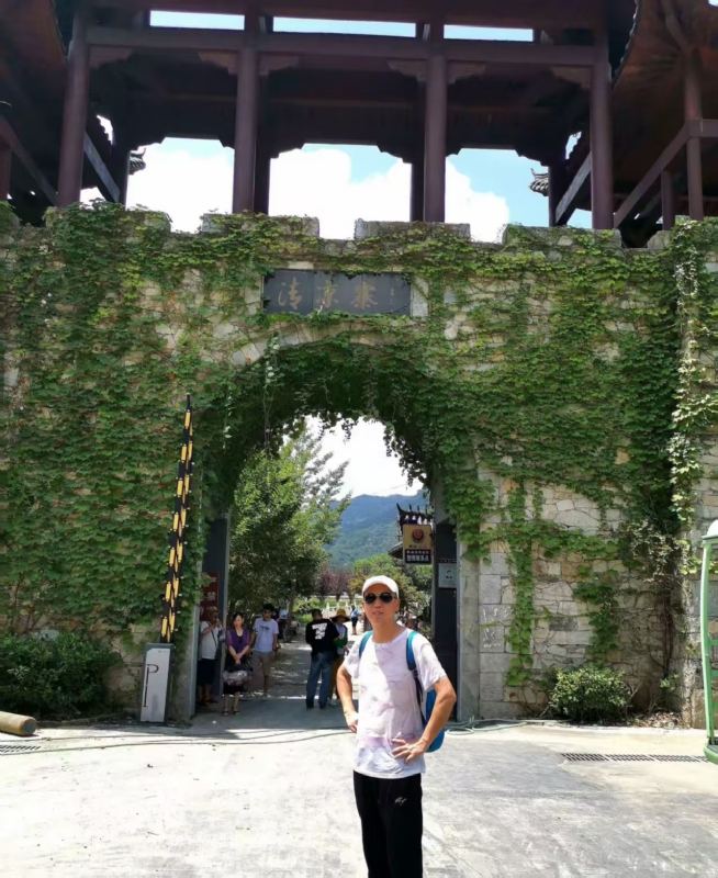 品心人的第一张照片--淄博相亲服务中心