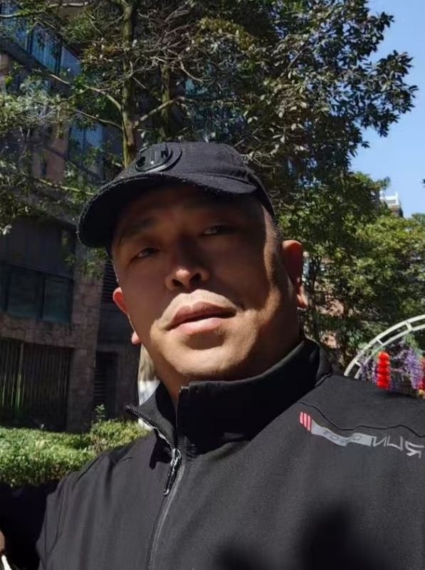 蓝色海洋的第一张照片--淄博相亲服务中心